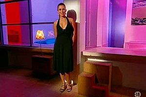 娜美玉足榨精footjob