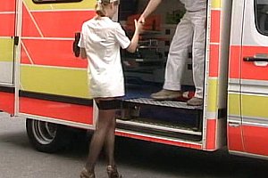韩国男男无套gv小鲜肉